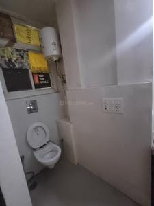 Bathroom Image of 1427 Sq.ft 3 BHK Builder Floor for sale in Sant Nirankari Colony RWA, Mukherjee Nagar New Delhi for Rs. 17000000