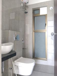 Common Bathroom Image of 752 Sq.ft 2 BHK Apartment / Flat for rent in Raymond Realty Ten X Habitat, Thane West Thane for Rs. 42000