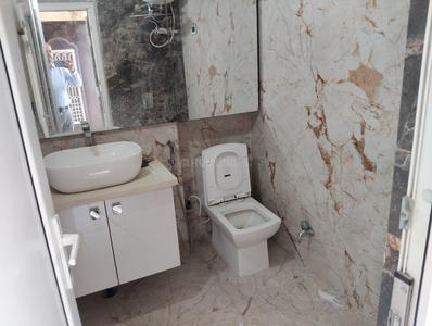 Image of 750 Sq.ft 2 BHK Builder Floor for rent in Preet Vihar, New Delhi for Rs. 20000