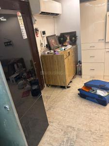 Bedroom Image of 900 Sq.ft 2 BHK Builder Floor for rent in Ashok Nagar New Delhi for Rs. 36000
