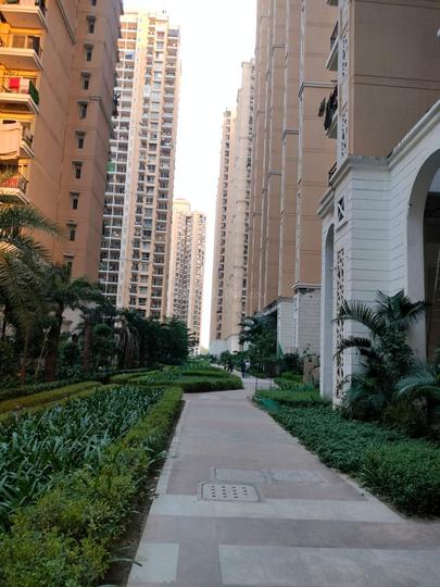 Prateek Grand City Main Image 1