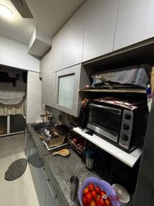 Kitchen Image of 960 Sq.ft 2 BHK Apartment / Flat for sale in Chembur Mumbai for Rs. 20000000