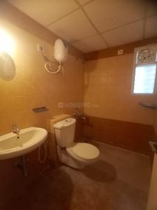 Bathroom Image of 1400 Sq.ft 3 BHK Apartment / Flat for rent in Janhavi Meadows, Akshayanagar Bengaluru for Rs. 29000