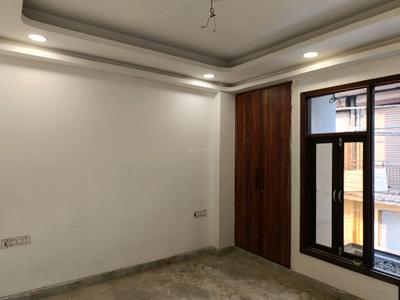 Bedroom Image of 1500 Sq.ft 4 BHK Builder Floor for sale in Khanpur New Delhi for Rs. 13800000