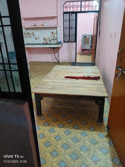 Vinay Khand 3, Gomti Nagar Bedroom 1