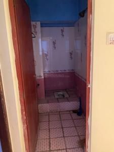 Bathroom Image of 675 Sq.ft 2 BHK Apartment / Flat for sale in Thirumullaivoyal Chennai for Rs. 4200000
