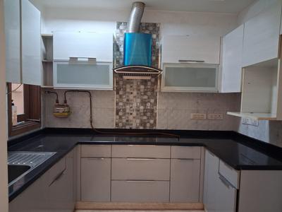 Kitchen Image of 1440 Sq.ft 3 BHK Builder Floor for rent in Swaraj Homes RWA Chittaranjan Park Block K, Chittaranjan Park New Delhi for Rs. 90000