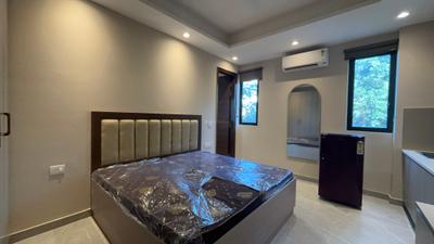 Bedroom Image of 500 Sq.ft 1 RK Builder Floor for rent in DLF Phase 1 Gurgaon for Rs. 25000