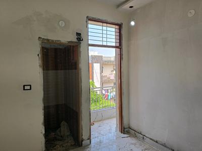 Bedroom Image of 900 Sq.ft 3 BHK Builder Floor for sale in DLF Ankur Vihar Ghaziabad for Rs. 3530223