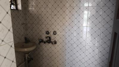 Image of 1450 Sq.ft 2 BHK Apartment / Flat for rent in DDA Rosewood Apartment, Sector 13 Dwarka, New Delhi for Rs. 33000