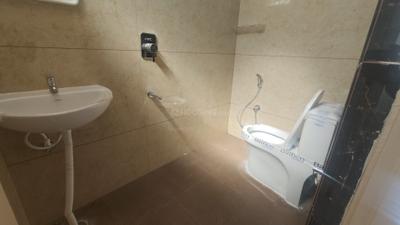 Bathroom Image of 505 Sq.ft 1 BHK Builder Floor for rent in Arakere Bengaluru for Rs. 20000