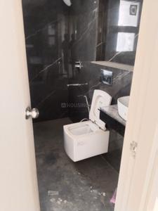 Bathroom Image of 3670 Sq.ft 4 BHK Apartment / Flat for rent in Shalimar One World Pinnacle, Gomti Nagar Lucknow for Rs. 40000