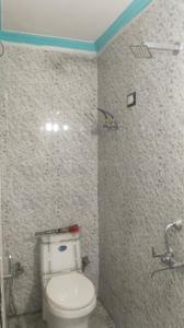 Bathroom Image of 600 Sq.ft 1 BHK Apartment / Flat for rent in Chhattarpur New Delhi for Rs. 12500