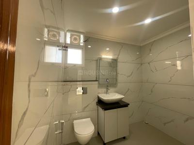 Bathroom Image of 1972 Sq.ft 3 BHK Apartment / Flat for sale in GMS Road Dehradun for Rs. 14790000