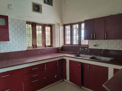 Kitchen Image of 1500 Sq.ft 1 BHK Builder Floor for rent in GMS Road Dehradun for Rs. 18000