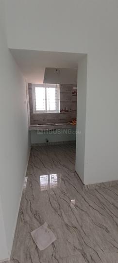 Metro West Gate Main Image 1