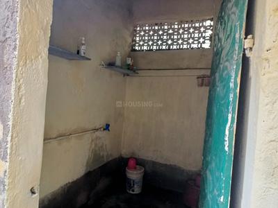 Bathroom Image of 400 Sq.ft 2 BHK Builder Floor for rent in Shibpur Howrah for Rs. 6000