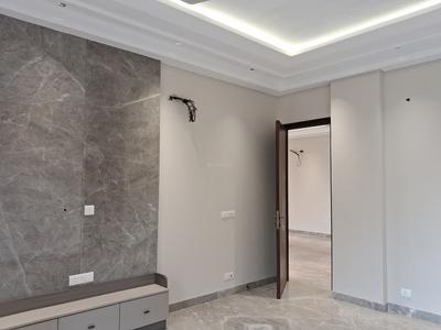 Bedroom Image of 2700 Sq.ft 4 BHK Builder Floor for sale in Paschim Vihar New Delhi for Rs. 55000000