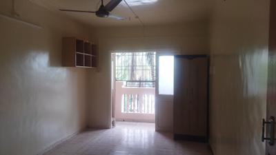 Living Room Image of 620 Sq.ft 1 BHK Apartment / Flat for sale in Kothrud Pune for Rs. 8000000
