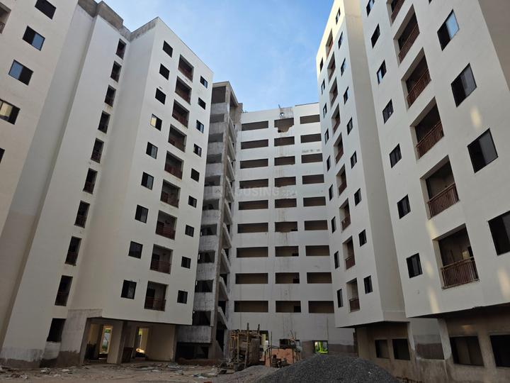 NRI Colony, Sector 26 Main Image 1