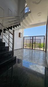 Balcony Image of 1800 Sq.ft 2 BHK Builder Floor for rent in Vrindavan Yojana Lucknow for Rs. 16000