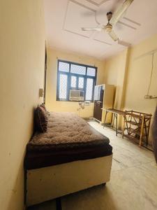 Bedroom Image of 513 Sq.ft 2 BHK Builder Floor for sale in Patel Nagar New Delhi for Rs. 5250000