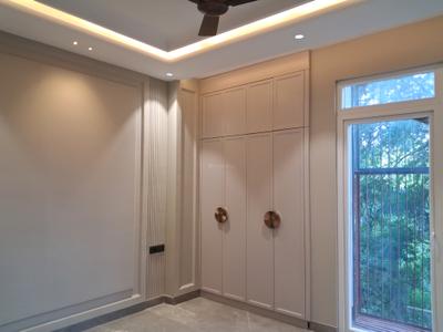 Bedroom Image of 1650 Sq.ft 3 BHK Builder Floor for sale in Paschim Vihar New Delhi for Rs. 36500000