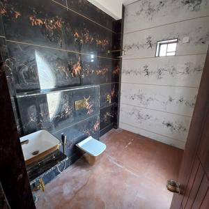 Bathroom Image of 2050 Sq.ft 4 BHK Villa for sale in Vani Villa, Bill Vadodara for Rs. 11500000