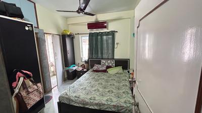 Bedroom Image of 850 Sq.ft 2 BHK Apartment / Flat for sale in Naktala Kolkata for Rs. 4000000
