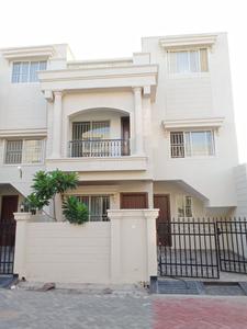 Image of 2008 Sq.ft 4 BHK Villa for rent in Swadesh Orchard Majesty, Gandhinagar, Bhopal for Rs. 32000