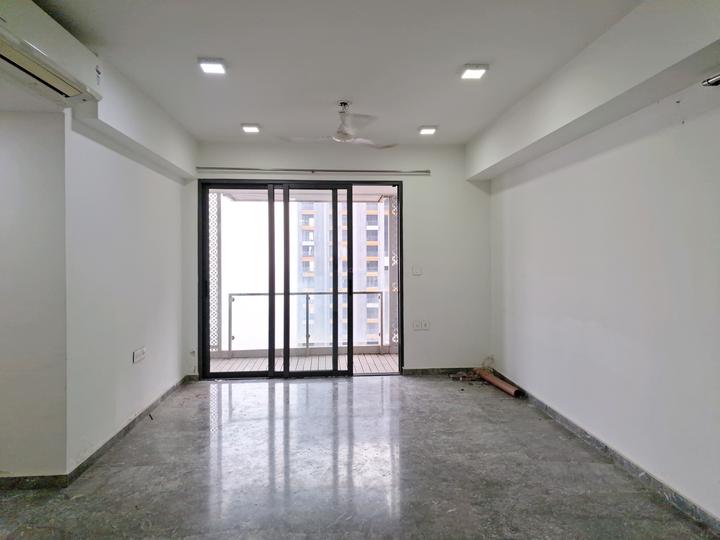 1600 Sqft 3 BHK Flat for sale in Lodha New Cuffe Parade Sion, Mumbai