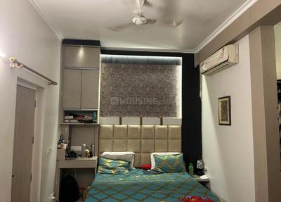 Bedroom Image of 3008 Sq.ft 4 BHK Villa for rent in Paramount Golfforeste Villas, Surajpur Greater Noida for Rs. 45000