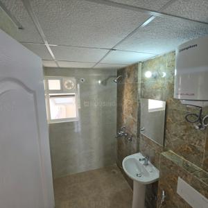 Image of 1350 Sq.ft 3.5 BHK Apartment / Flat for rent in Trident Embassy Reso, Noida Extension, Greater Noida for Rs. 34000