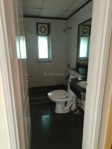 Bathroom Image of 2368 Sq.ft 3.5 BHK Apartment / Flat for rent in Unitech Uniworld City South, Sector 30 Gurgaon for Rs. 85000