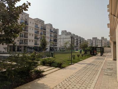 Image of 1081 Sq.ft 3 BHK Apartment / Flat for sale in Signature Global Park 4 And 5, Sector 36, Sohna for Rs. 13200000