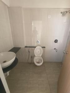 Bathroom Image of 1300 Sq.ft 3 BHK Apartment / Flat for rent in Paranjape Aaryavarta Sector 4 B To H, Siddhivinayak Colony Nashik for Rs. 18000