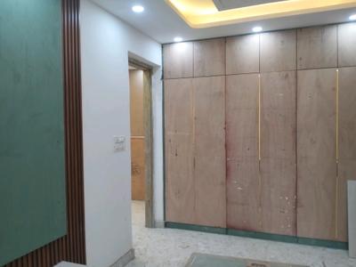Bedroom Image of 1150 Sq.ft 3 BHK Apartment / Flat for sale in Vikaspuri New Delhi for Rs. 16500000