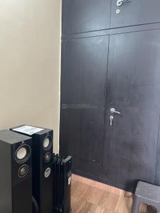 Bedroom Image of 1034 Sq.ft 2 BHK Apartment / Flat for sale in Amrapali Silicon City, Sector 76 Noida for Rs. 11000000
