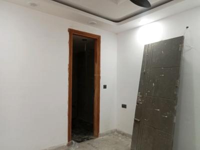 Bedroom Image of 1000 Sq.ft 3 BHK Builder Floor for sale in Govindpuri New Delhi for Rs. 7500000