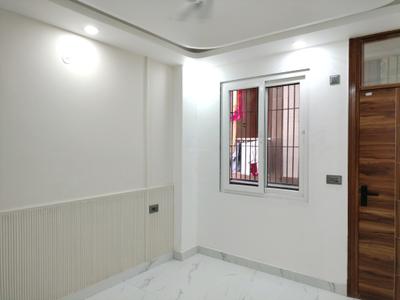 Bedroom Image of 1400 Sq.ft 4 BHK Builder Floor for sale in Bharat Vihar New Delhi for Rs. 15000000