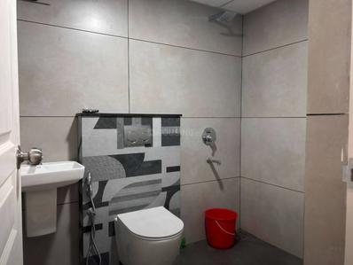 Bathroom Image of 1104 Sq.ft 2 BHK Apartment / Flat for rent in Crescent Zinnia, Pottammal Kozhikode for Rs. 35000