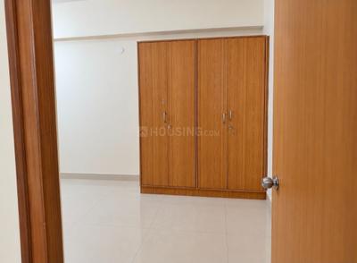 Bedroom Image of 1300 Sq.ft 2 BHK Apartment / Flat for rent in Shilpa Hills Hyderabad for Rs. 38000