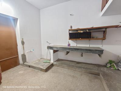 Balcony Image of 1500 Sq.ft 3 BHK Apartment / Flat for rent in Sayajiganj Vadodara for Rs. 15000