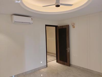 Bedroom Image of 4950 Sq.ft 4 BHK Builder Floor for rent in DLF Independent Floors At Dlf City Phase III, DLF Phase 3 Gurgaon for Rs. 152000