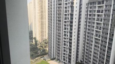 Bedroom Image of 985 Sq.ft 2 BHK Apartment / Flat for sale in Kalpataru Immensa, Thane West Thane for Rs. 13500000