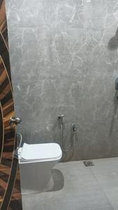 Image of 909 Sq.ft 3 BHK Builder Floor for rent in Aya Nagar, New Delhi for Rs. 16000