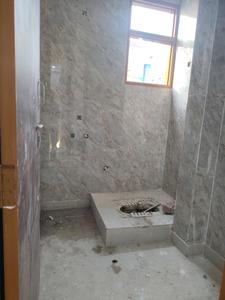 Common Bathroom Image of 828 Sq.ft 2 BHK Apartment / Flat for sale in Chhattarpur New Delhi for Rs. 6000000