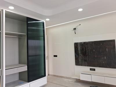 Bedroom Image of 2300 Sq.ft 4 BHK Builder Floor for sale in Aman Spring Valley Floors, Rohini Extension New Delhi for Rs. 44500000