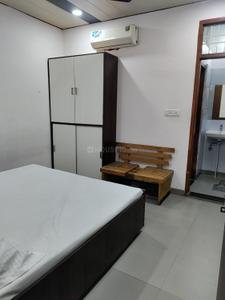 Bedroom Image of 2800 Sq.ft 3 BHK Independent House for rent in Khatipura Jaipur for Rs. 27000