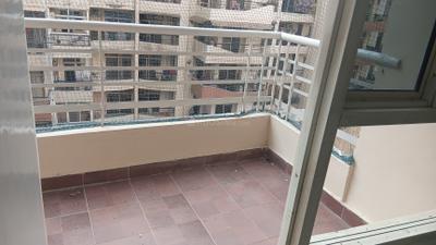 Balcony Image of 950 Sq.ft 2 BHK Apartment / Flat for sale in Supertech Livingston, Crossings Republik Ghaziabad for Rs. 7500000